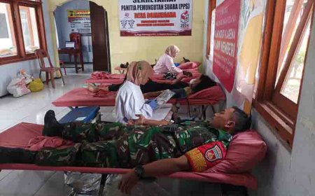 Babinsa Melaksanakan Aksi Kemanusiaan Donor Darah