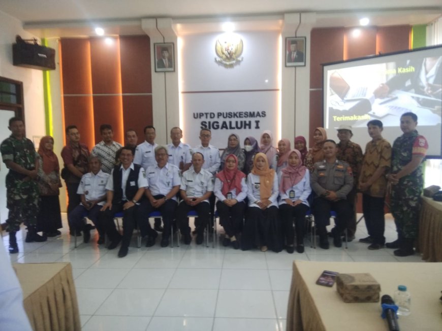 Wakili Danramil, Babinsa Koramil 12/ Sigaluh menghadiri undangan Rapat LOKAKARYA MINI LINTAS SEKTORAL TW III